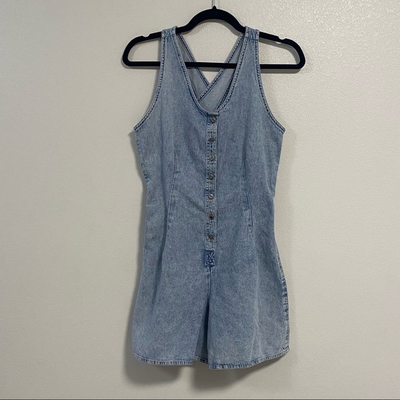 Styles to Go Acid Wash Jean Romper Sleeveless Size Medium - Picture 1 of 10